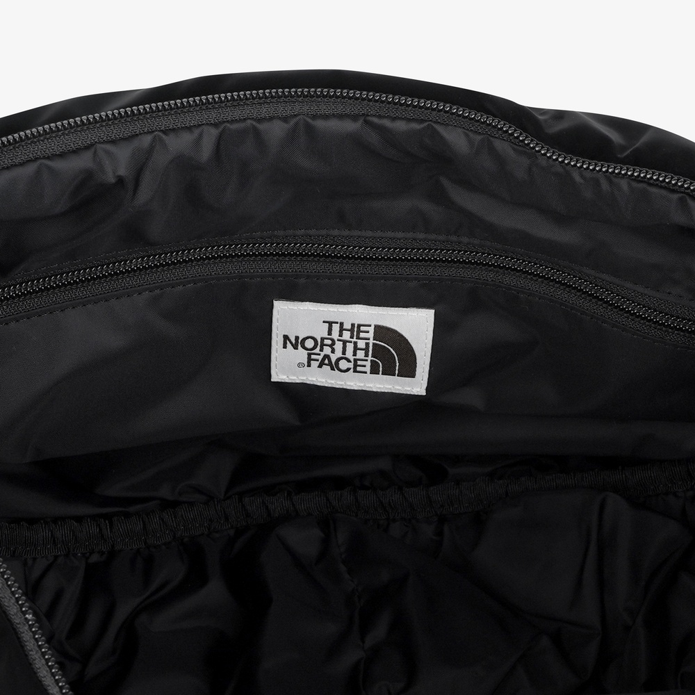 BONNEY HOBO BAG L PADDING MATT BLACK