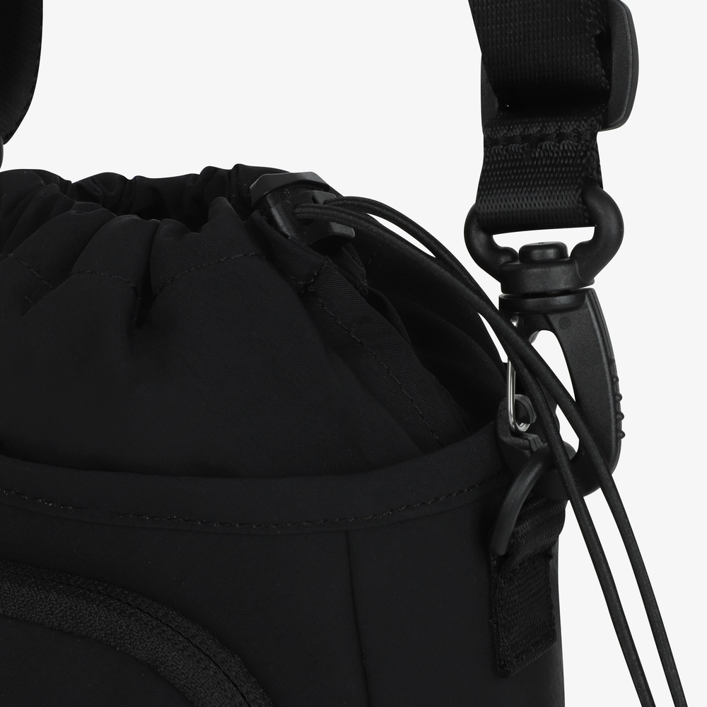 LINDEN BOTTLE CROSS BAG BLACK