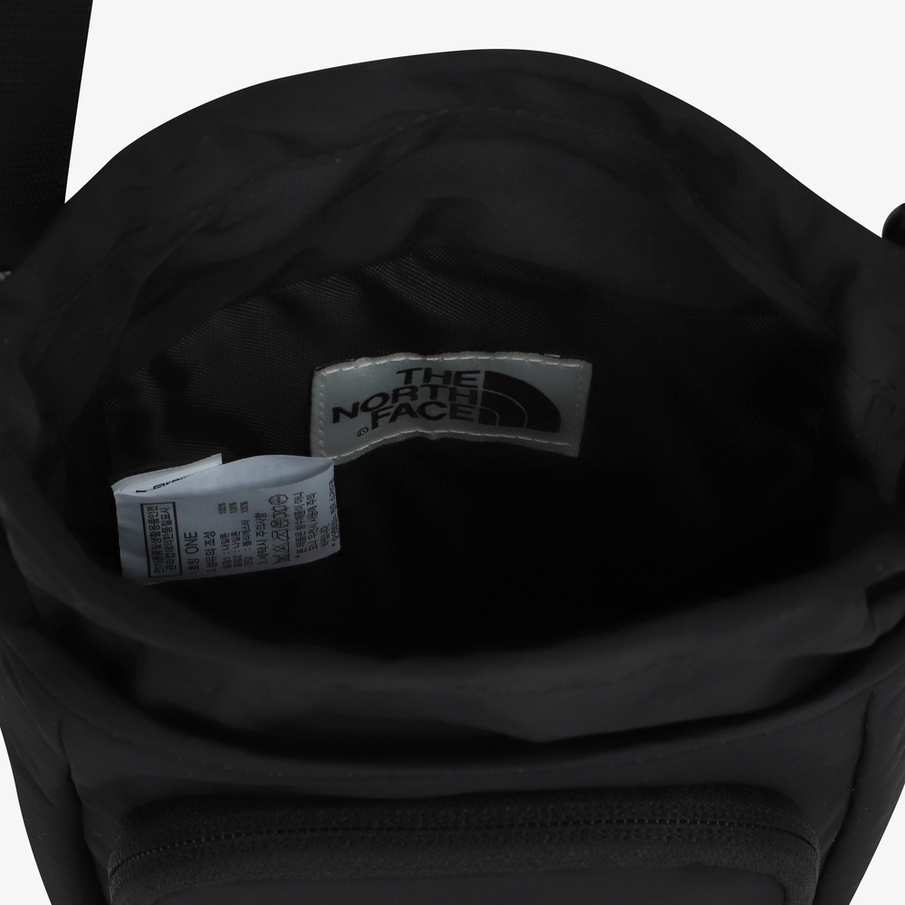LINDEN BOTTLE CROSS BAG BLACK